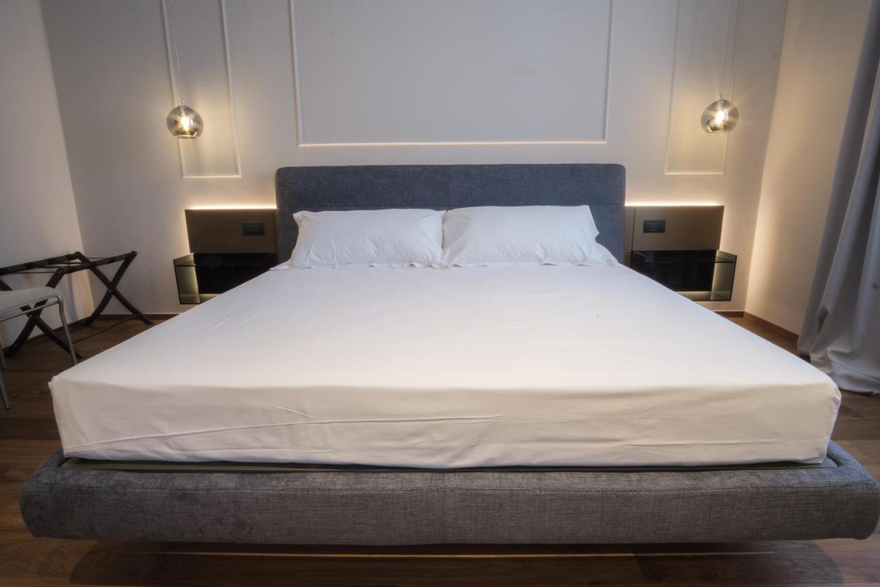 Palazzo Danisi Rooms&Suites บารี ภายนอก รูปภาพ