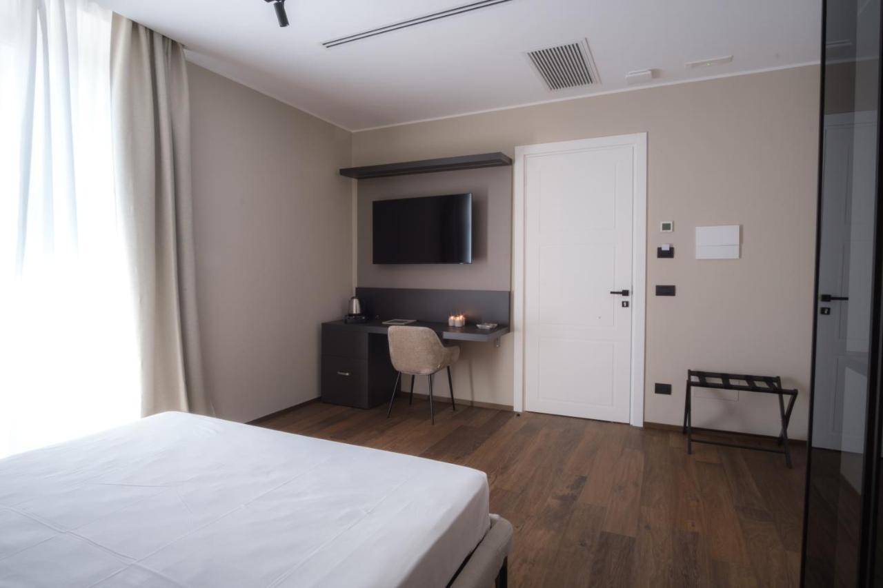 Palazzo Danisi Rooms&Suites บารี ภายนอก รูปภาพ