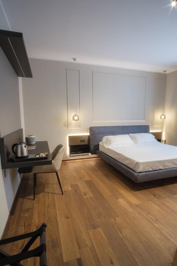 Palazzo Danisi Rooms&Suites บารี ภายนอก รูปภาพ