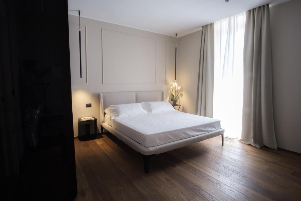 Palazzo Danisi Rooms&Suites บารี ภายนอก รูปภาพ